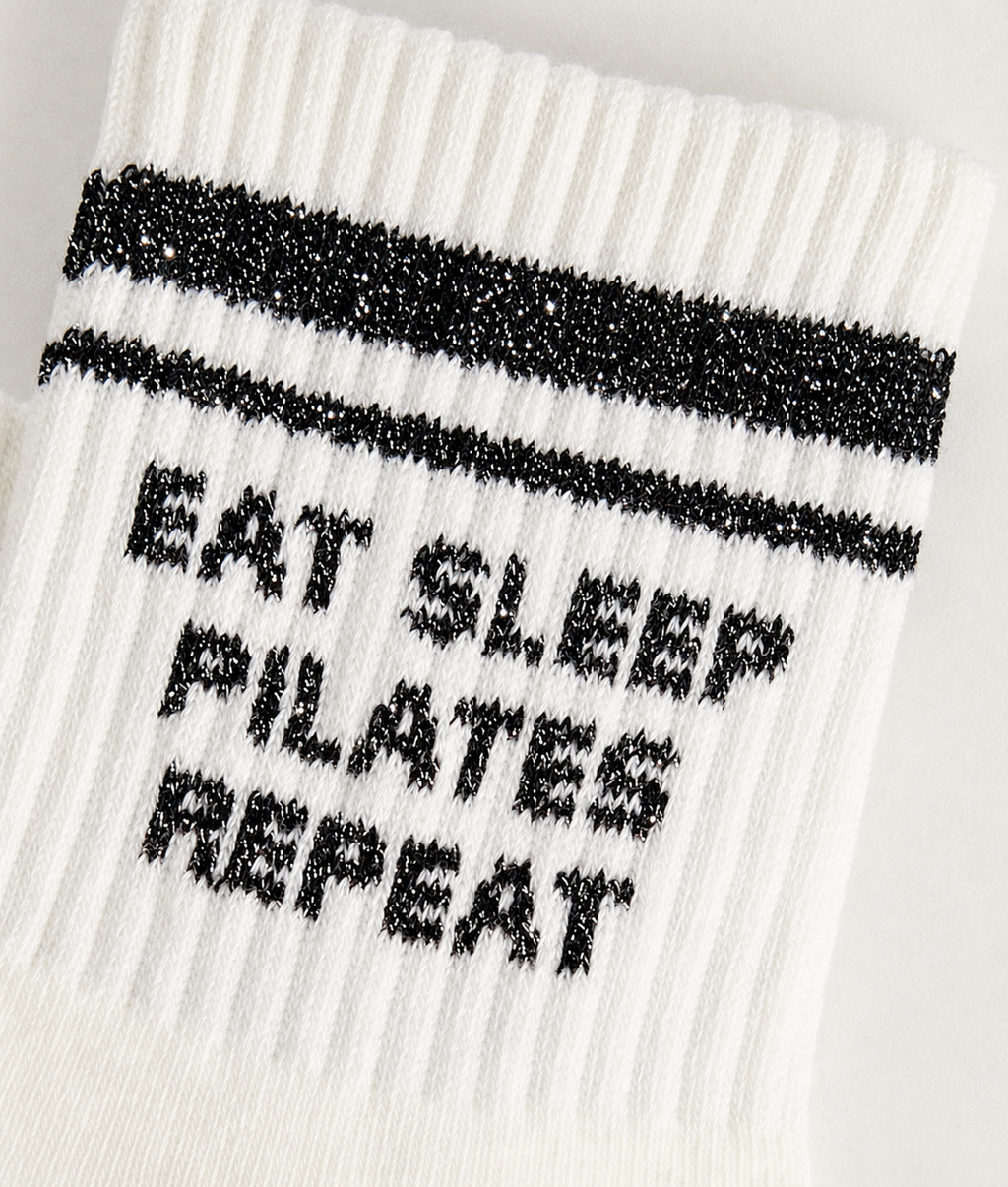 Chaussettes antidérapantes Pilates STRIPE « Eat Sleep Pilates Repeat » – Noir à Paillettes