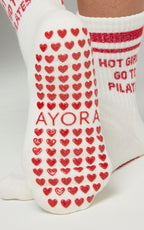 Chaussettes antidérapantes Pilates « Hot Girl Go To Pilates » – Rouge à Paillettes