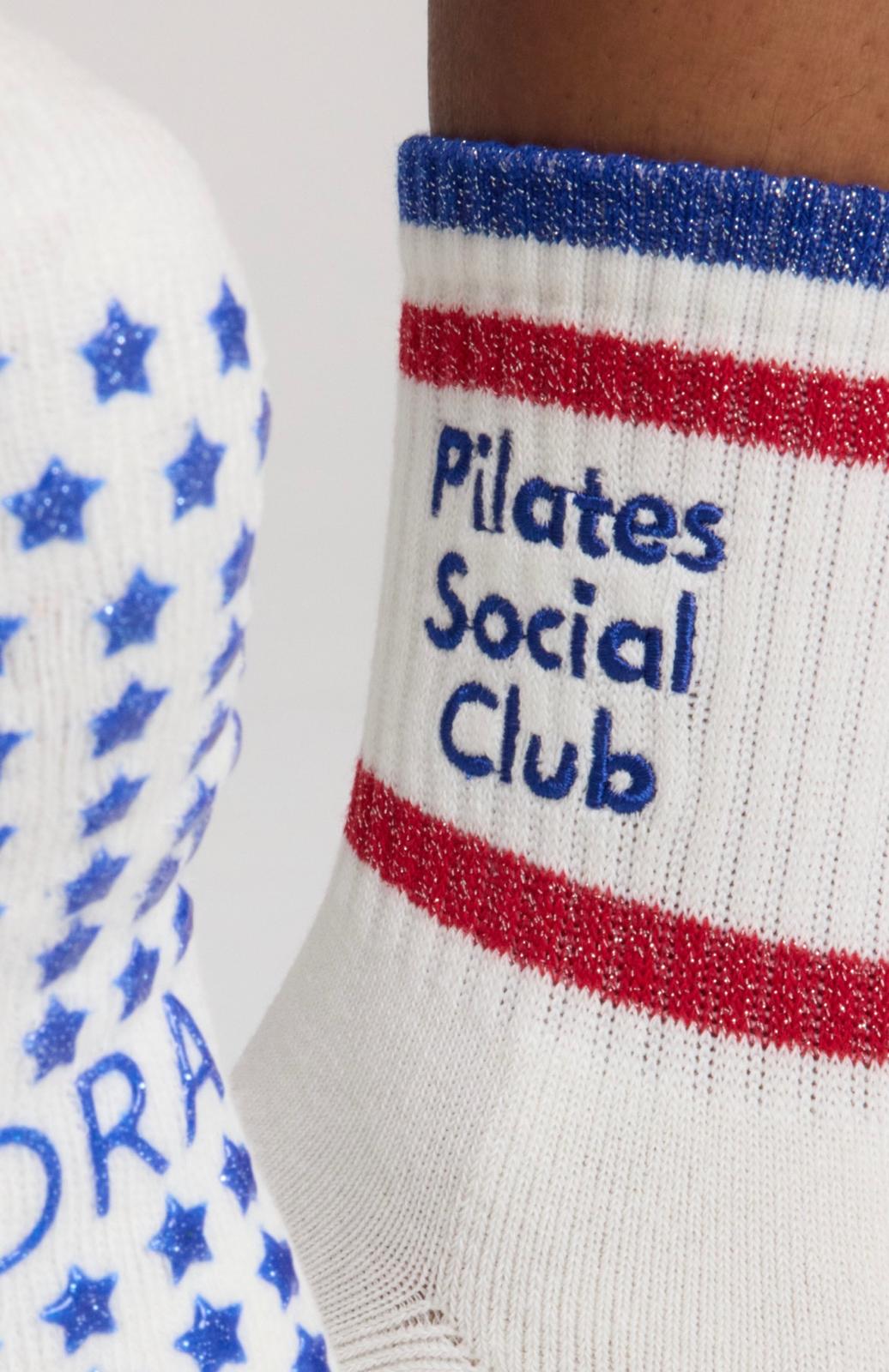 Chaussettes antidérapantes Pilates « Pilates Social Club » – Rouge et Bleu à Paillettes