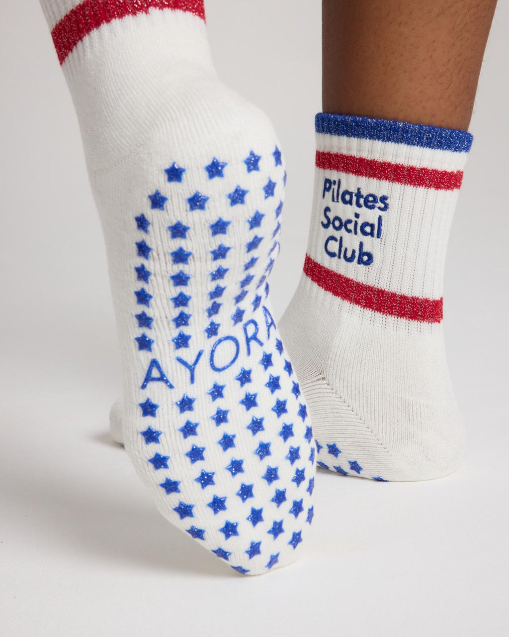 Chaussettes antidérapantes Pilates « Pilates Social Club » – Rouge et Bleu à Paillettes