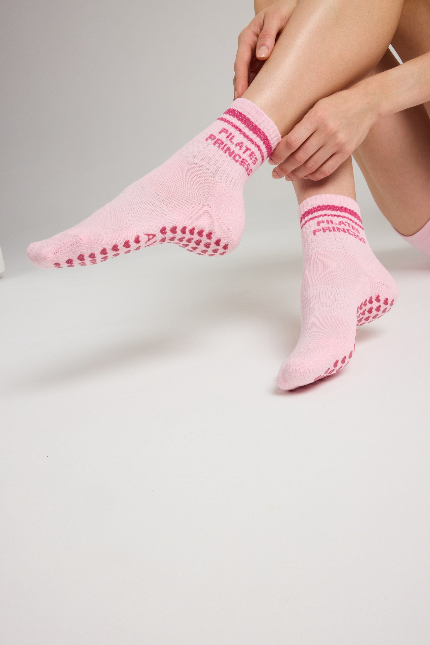 Chaussettes antidérapantes Pilates « Pilates Princess» – Rose à paillettes