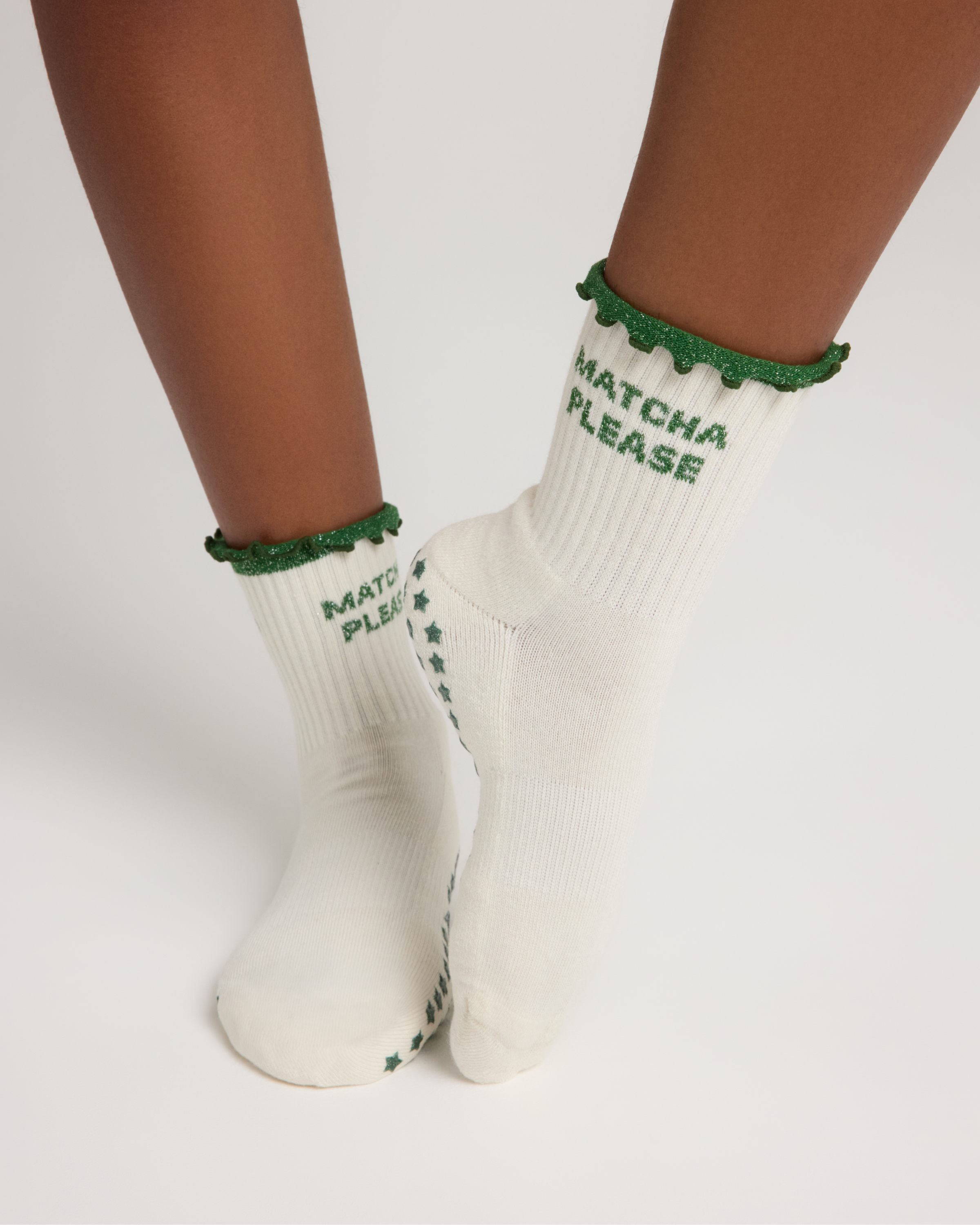 Chaussettes antidérapantes Pilates « Matcha Please» – Vert à paillettes